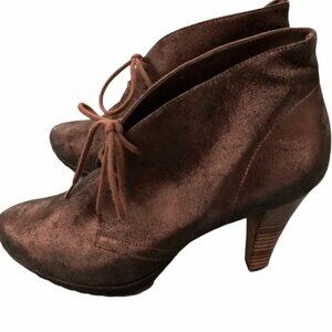 Paul Green Munchen Black Faux Suede Lace-Up Ankle Boots With Stacked Heel Size 7